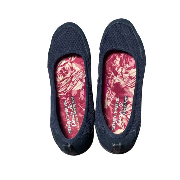 Skechers Classic Fit Slip-Ons | Navy Mesh + Suede | Memory Foam | 9.5 | EUC - Picture 1 of 7